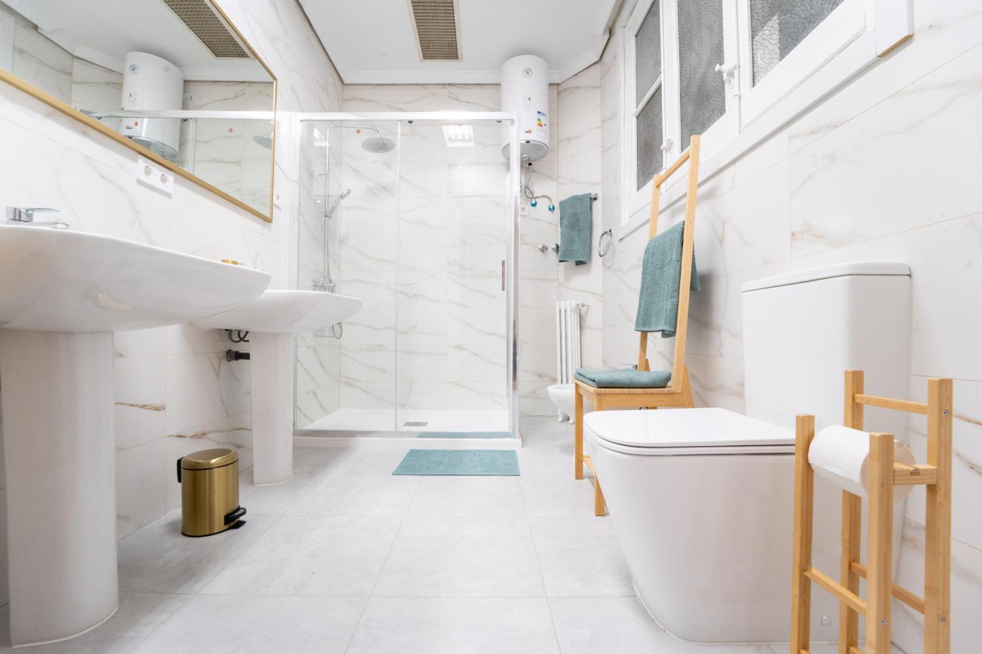 Alojamiento Pleno Centro Fuencarral Madrid Ngoại thất bức ảnh